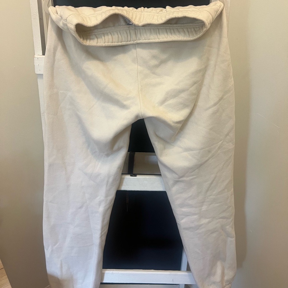 Woman’s Cream Pants